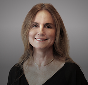 Lucia Haracemiv <small>CEO</small>