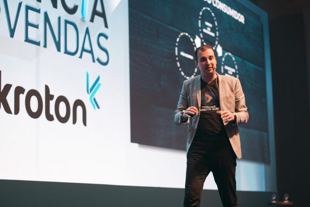 Palestrante de Vendas - Álisson Razoni